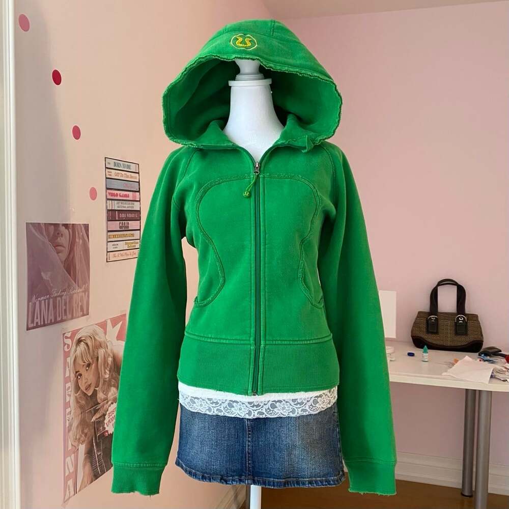 Lululemon Women's Green Hoodie